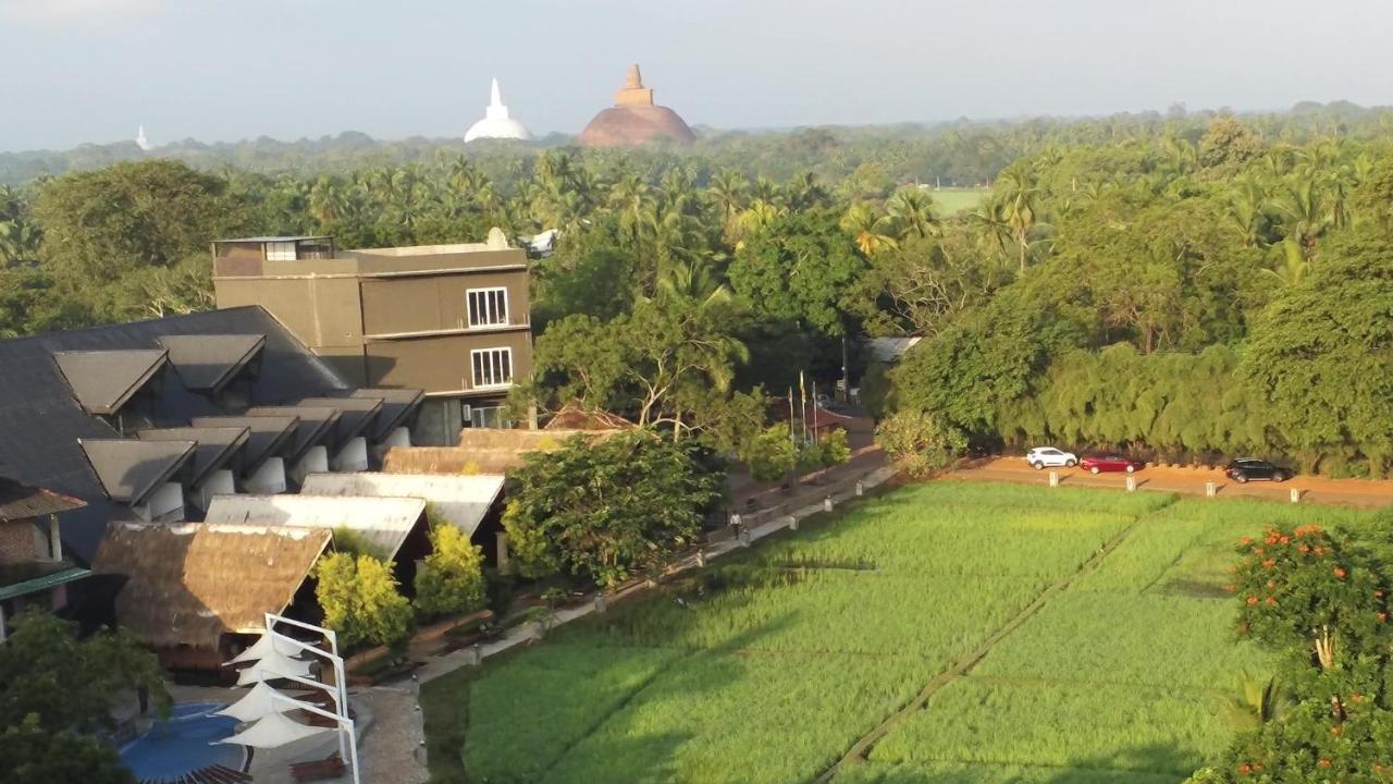 Avasta Resort And Spa Anurâdhapura Extérieur photo