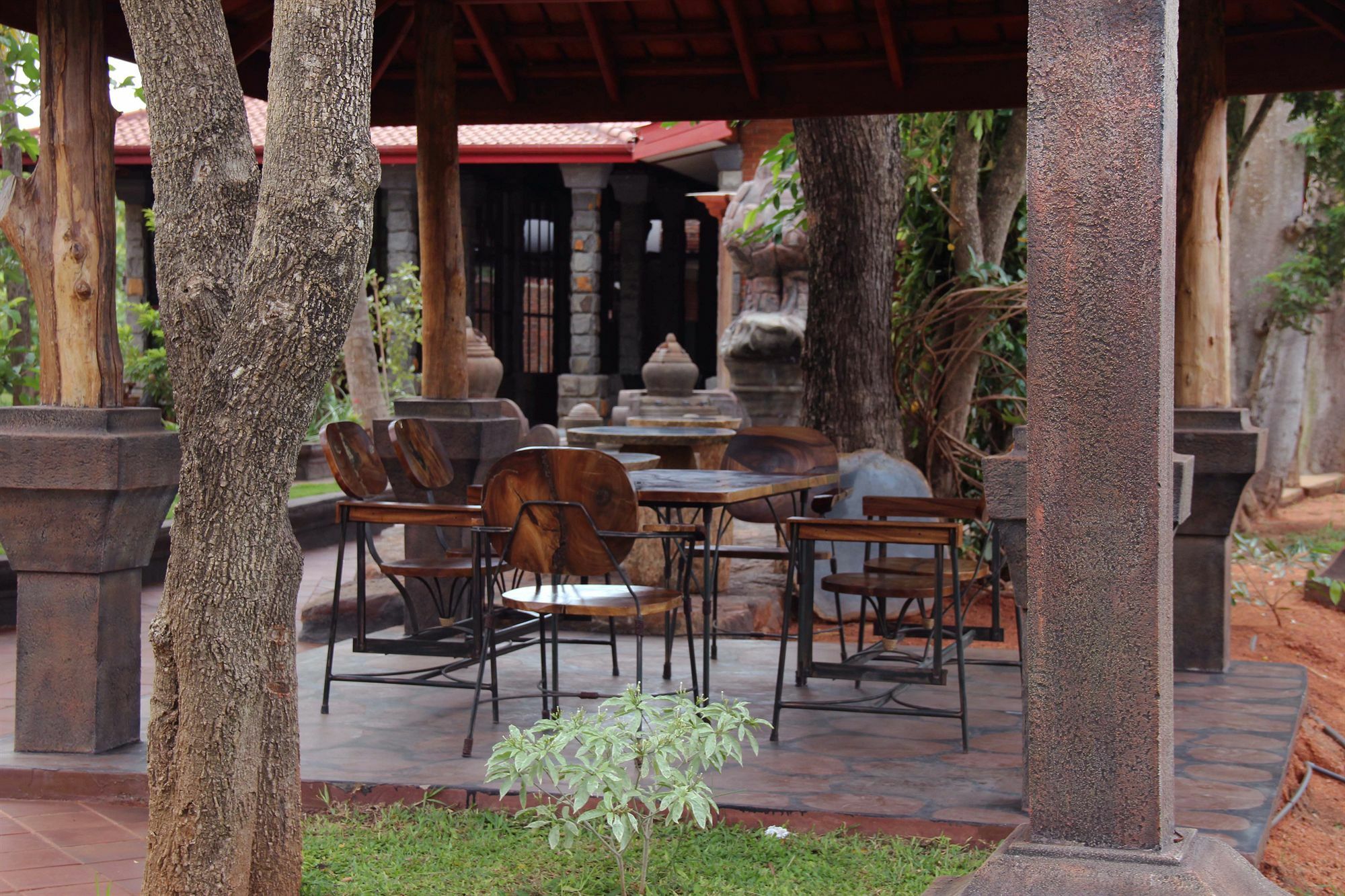 Avasta Resort And Spa Anurâdhapura Extérieur photo
